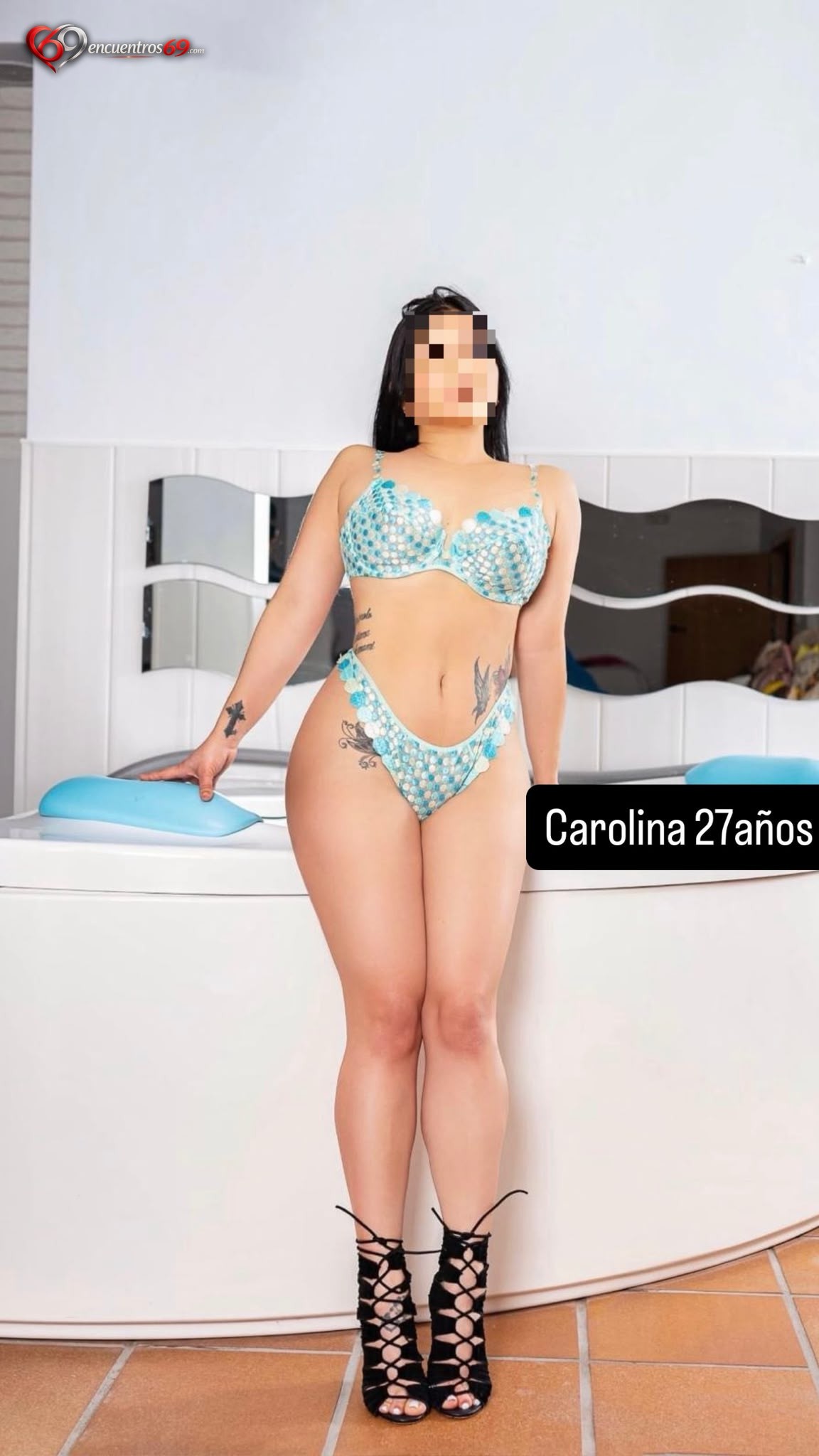 Carolina jovencita cariñosa implicada sexo a Tope!